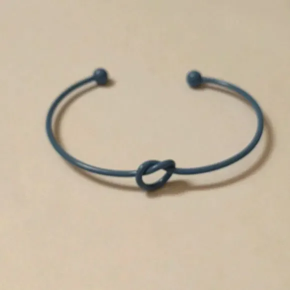 🎈3/$12 Blue Knot Cuff Bracelet! - Picture 2 of 3